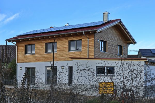 Holzverschalung Einfamilienhaus